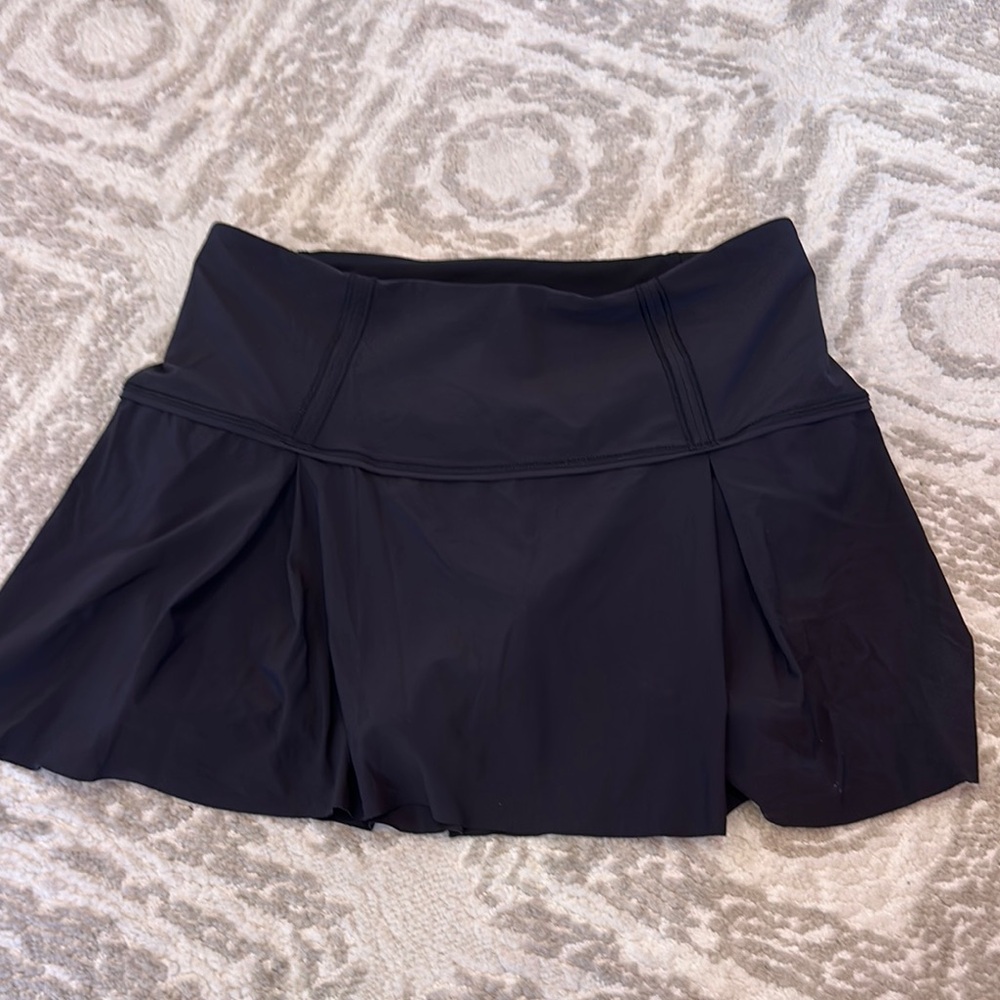 Lululemon Athletica Black Pleated Skorts